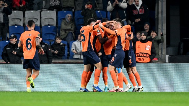 Başakşehir 3 puanı 3 golle aldı