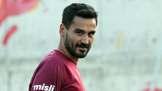 İlkay Gündoğan, Galatasaray'da ilk idmanına çıktı