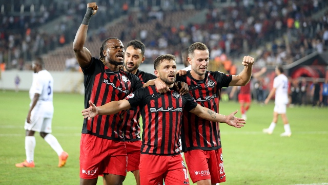 Fethiyespor'da kaleci Enes'te mutlu son