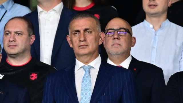 İbrahim Hacıosmanoğlu: Montella'yı Türk vatandaşı yapacağız